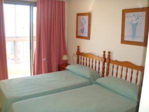 Apartamentos Gemelos IV - Fincas Arena Бенідорм Екстер'єр фото